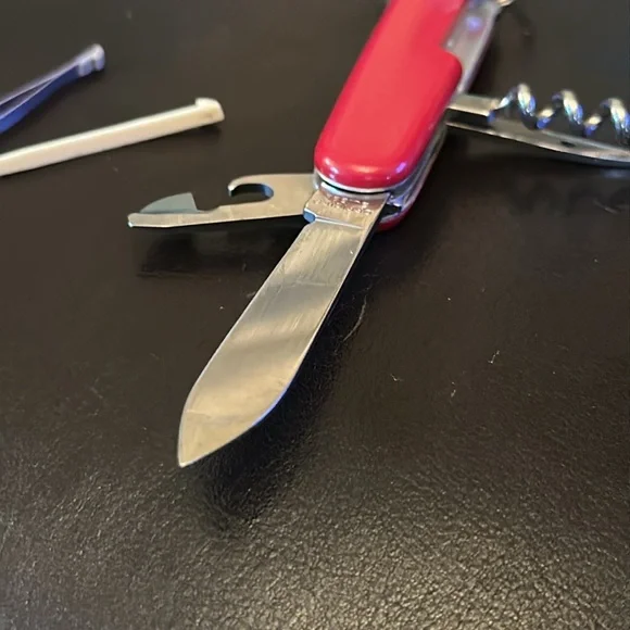 Victorinox- Sportsman SAK Swiss Army Knife EUC! - Picture 12 of 13